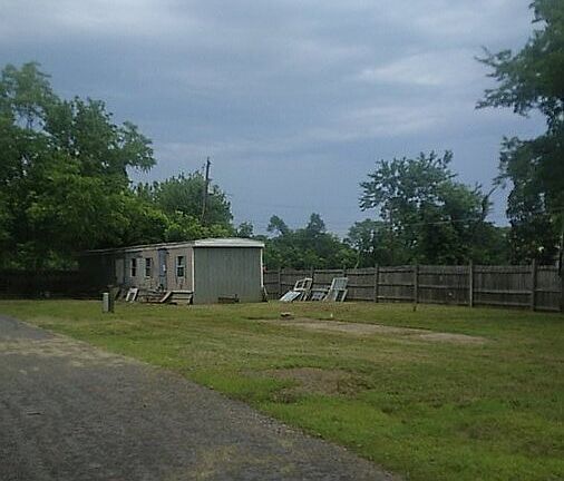 3rd image of 4401 E Broadway St Lot 3