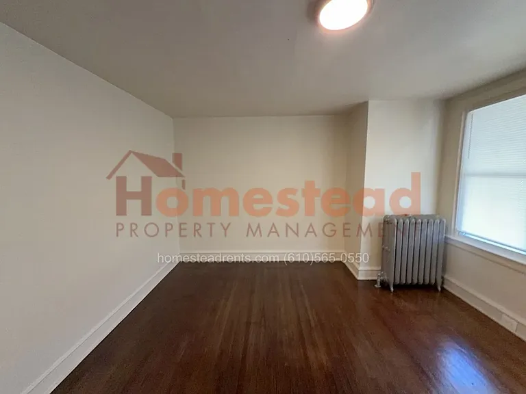 206 N 6th St — Photo 13