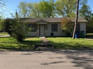 1103 Hemphill St, Greenville, TX 75401