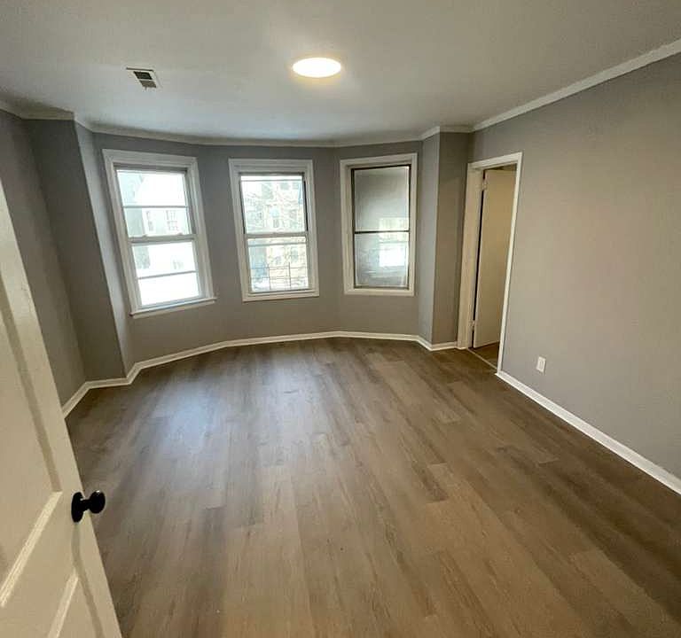 1st image of 34 N 18th St #2T