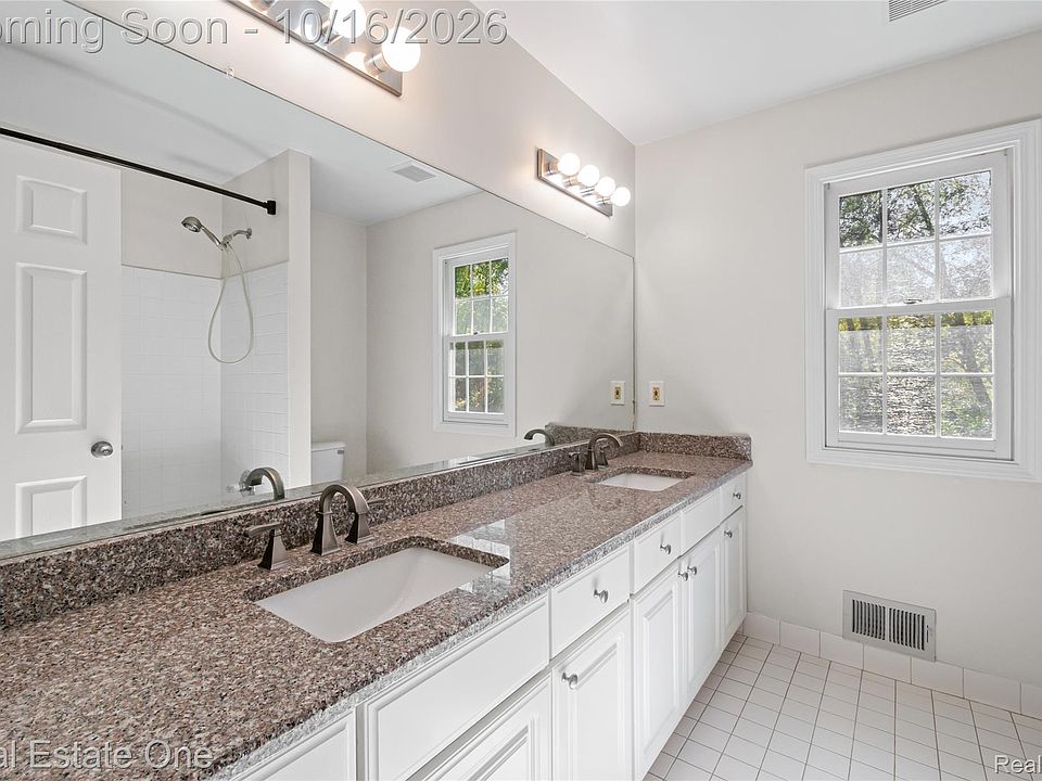 7411 Meadowcrest Ct, photo 30