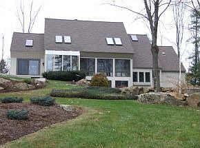 1st image of 3 Williamsburg Ln