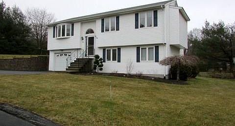2nd image of 52 Tartaglia St