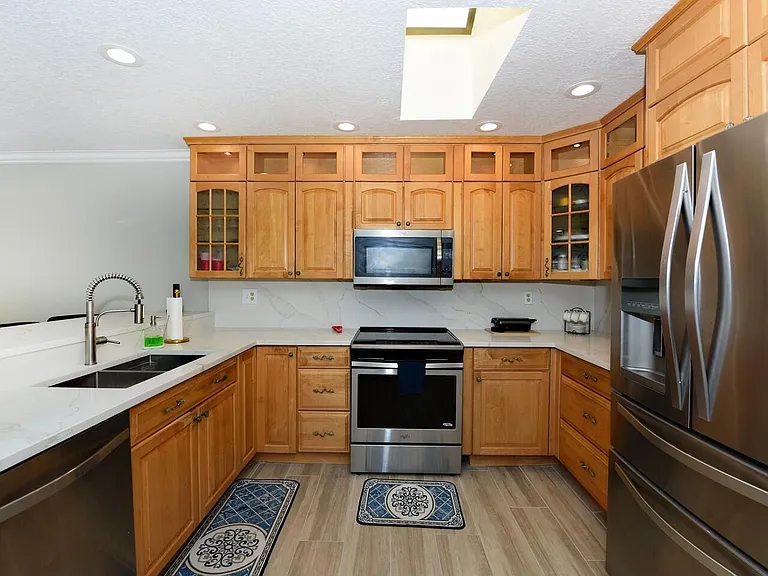 5979 Pinebrook Dr — Photo 14