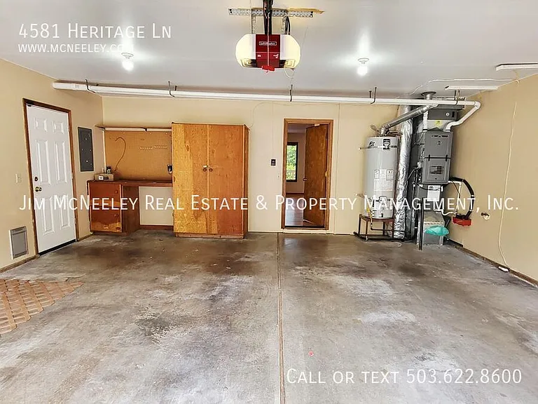 4581 Heritage Ln — Photo 17