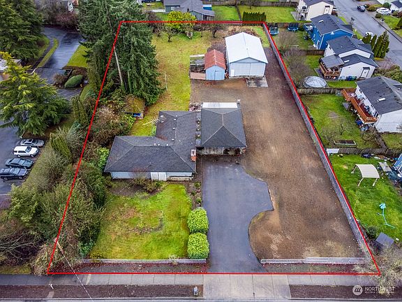 2nd image of 5706 64th Street NE