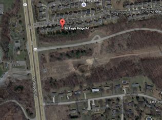 26 Eagle Ridge Rd, Lake Orion, MI 48360
