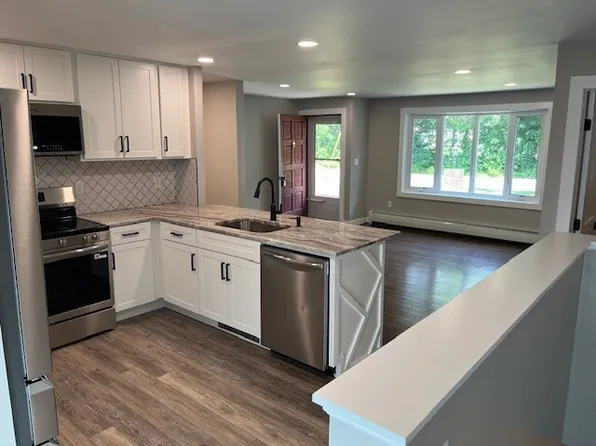 23-45 Flagg St, Putnam, CT