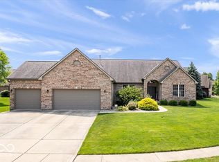 745 Ridge Gate Dr, Brownsburg, IN 46112