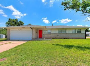1800 N Mitchell Dr, Midwest City, OK 73110