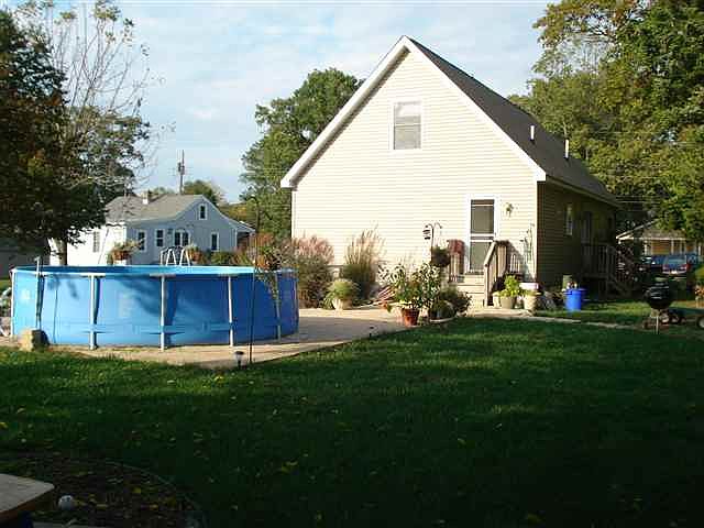 2nd image of 9 3rd Ave