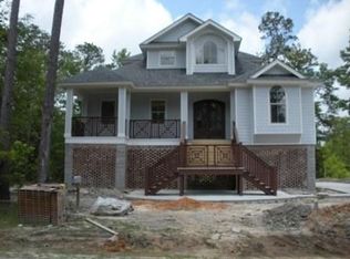 12814 Woodland Cir, Biloxi, MS 39532