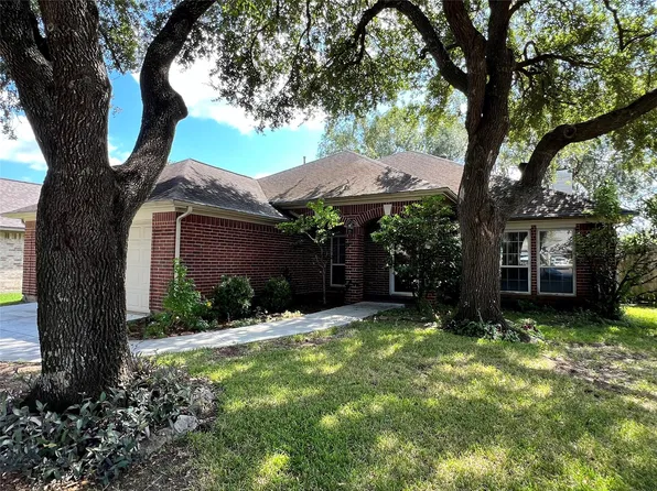 2005 Dawn Crest Ct, League City, TX 77573