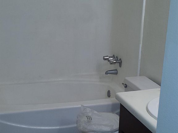 2nd image of 3421 W Dunlap Ave #279