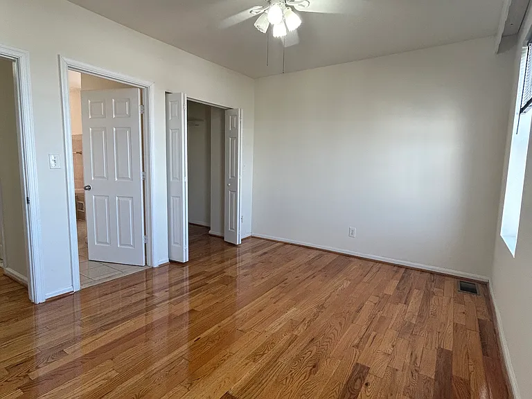 1008 Winton St — Photo 14
