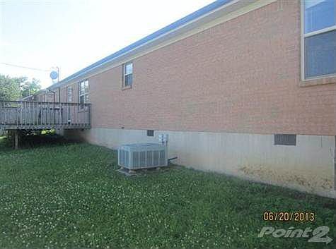 2nd image of 409 Woodspointe Way