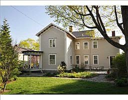 2nd image of 163 Peirce St