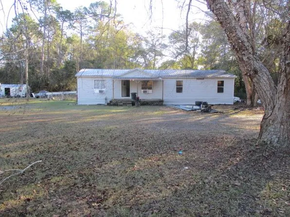 270 Ford St SW, Poulan, GA 31781