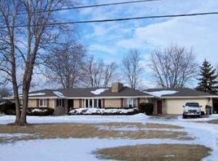 2618 Bristol Ridge Rd, Bristol, IL 60512