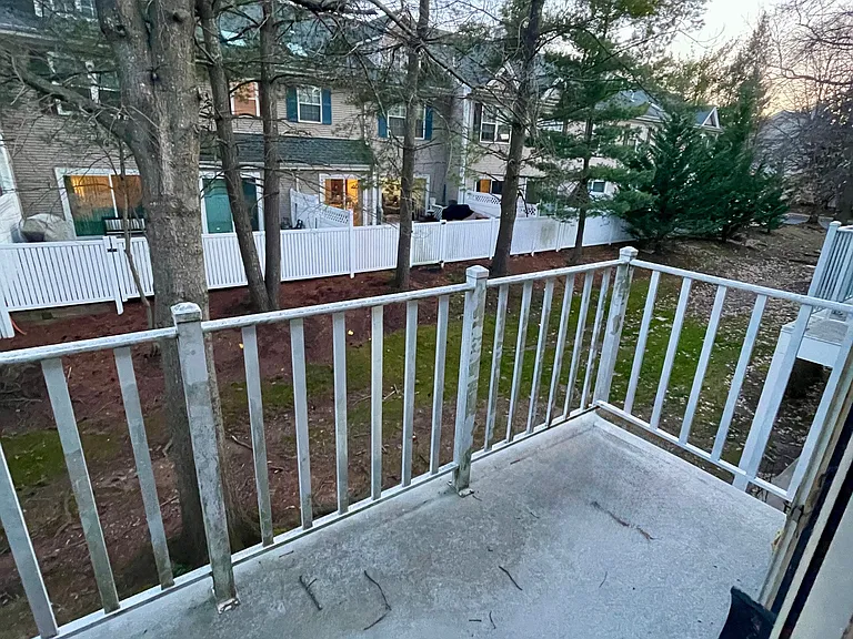 116 Edward Dr #114 — Photo 9