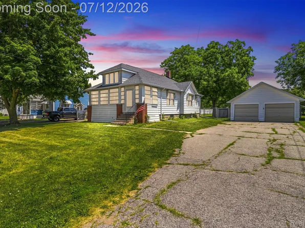 1709 Michigan Ave, Bay City, MI 48708