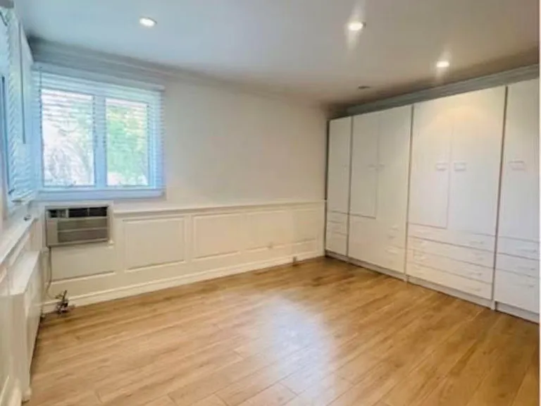 2 Kent Pl — Photo 10