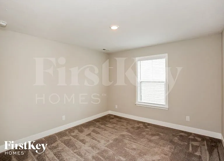 2229 W 171st St — Photo 11