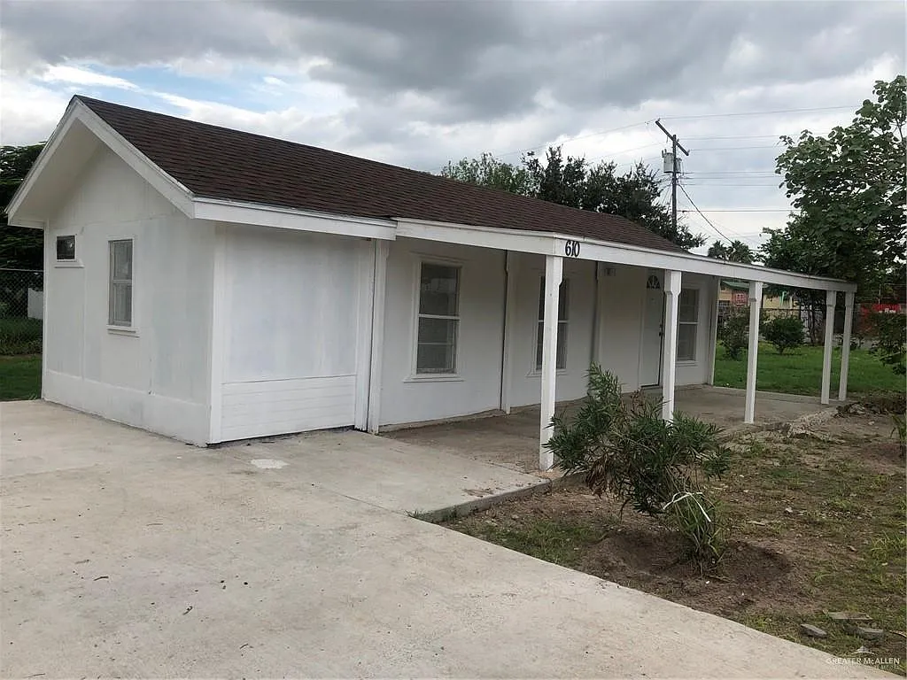2 bed, 1.0 bath, 644 sqft, $950 — Photo 3