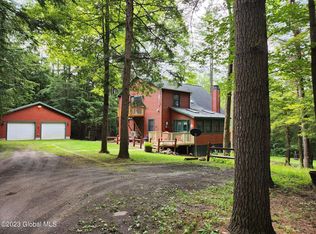 130 Dixon Hill Rd, Diamond Pt, NY 12824