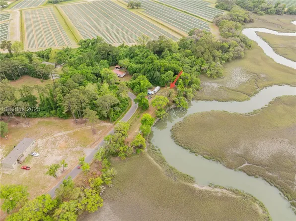 100 Vineyard Point Rd, Saint Helena Island, SC 29920