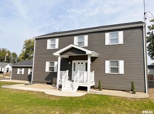 601 Terrace Ct, Washington, IL 61571