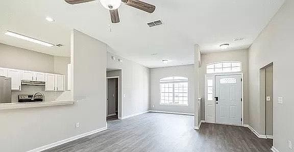 2nd image of 623 Salt Pond Dr N #1