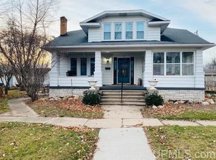 409 Iron St, Norway, MI 49870