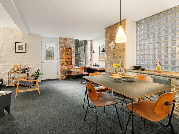 115 Charles St APT 3, New York, NY 10014