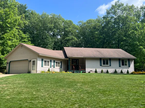 3017 Rasmus Dr, Grayling, MI 49738