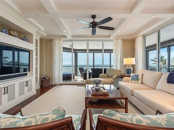 8473 Bay Colony DR #504, NAPLES, FL 34108