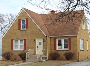 18413 Ridgewood Ave, Lansing, IL 60438