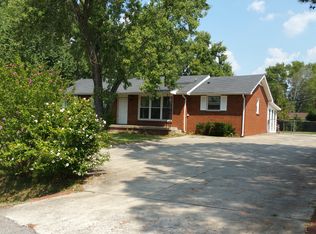 15 Strassbourg Rd, Clarksville, TN 37042
