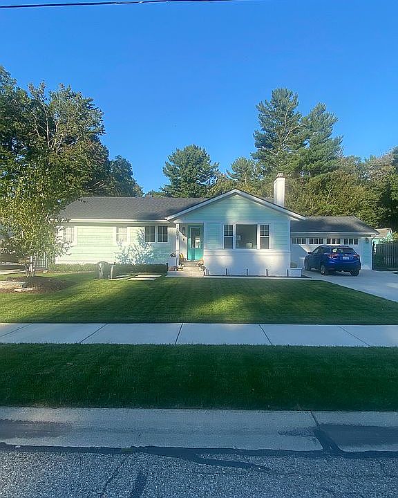 1st image of 3096 Country Club Dr
