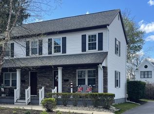 11 Cottage St APT 7, Saratoga Springs, NY 12866