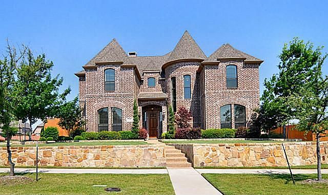 1st image of 6905 Pecan Chase Ln