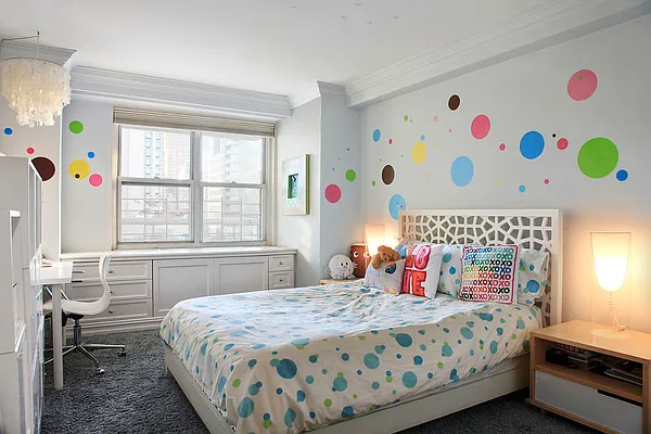 Sold by Corcoran | media 15