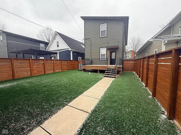 656 N Beville Ave — Photo 24
