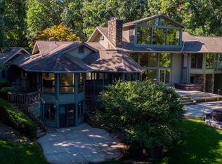 55960 Dana Dr, Bristol, IN 46507