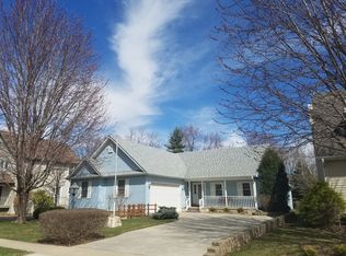 1235 Muriel St, Woodstock, IL 60098