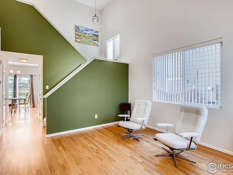 1126 Lochmore Pl — Photo 7