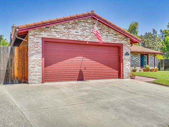 2nd image of 8740 Eastwood Ct