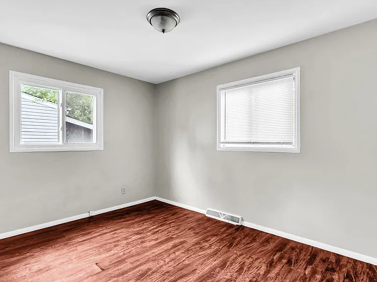 1208 Congress Ave — Photo 18