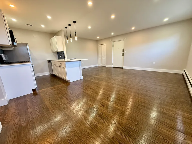 PALMETTO APARTMENTS — Photo 45