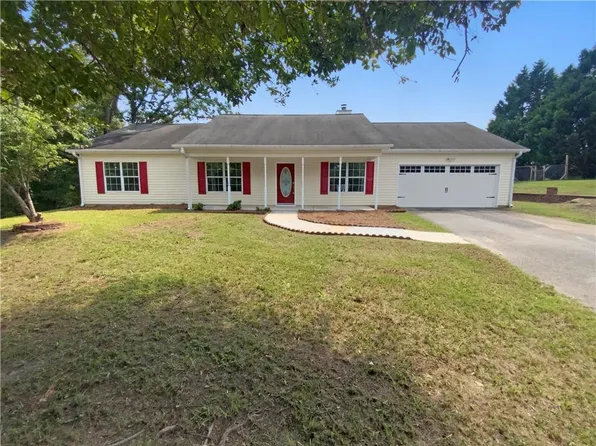 203 Cottonwood Ct, Jackson, GA 30233